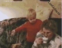 Я очень люблю свою бабушку